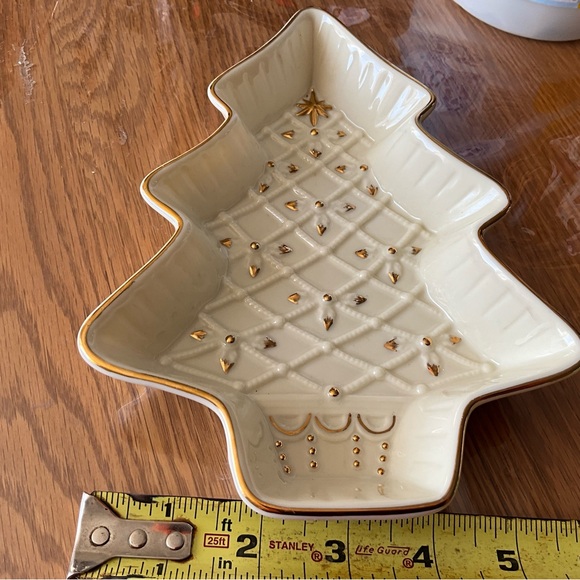 Holiday Dish Formalities By Baum Bros Christmas Tree Candy Nut Dish Cream Gold - Picture 6 of 6